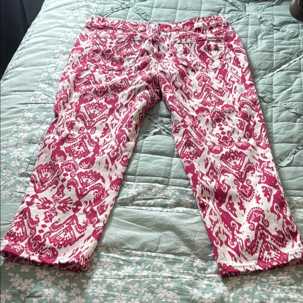 Chico’s Fuchsia and White Patterned Crop Jeans Size 8 (Chico’s 1)